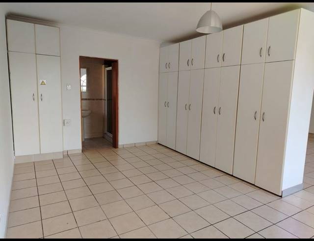 1 BEDROOM PROPERTY TO RENT IN KENSINGTON